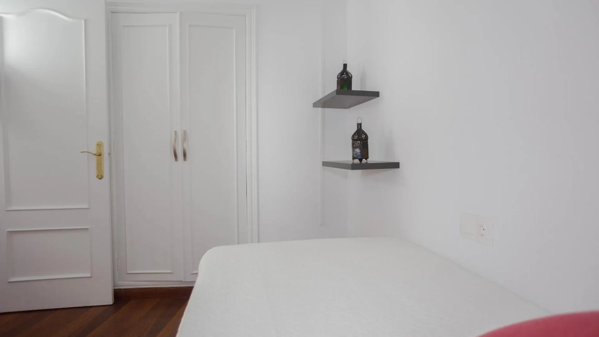 Munda Moon Villa Cordoba 0*,  Spain